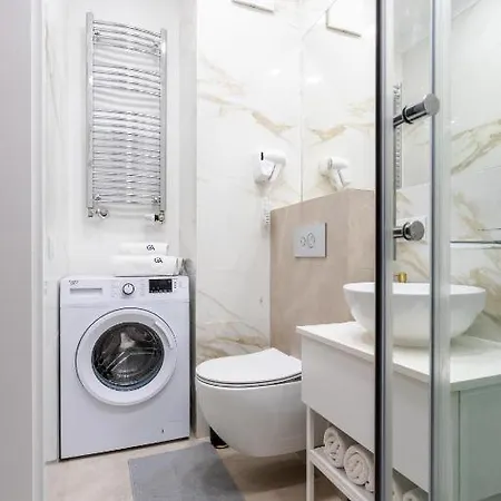 Urban Chic - Luxury -10 People- Mennica