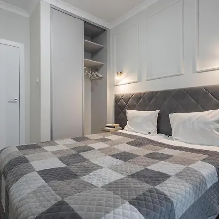 Urban Chic - Luxury -10 People- Mennica Warsaw